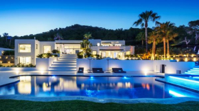 Hotel Luxury Villa with Superb Sea Views, Ibiza Villa 1054
